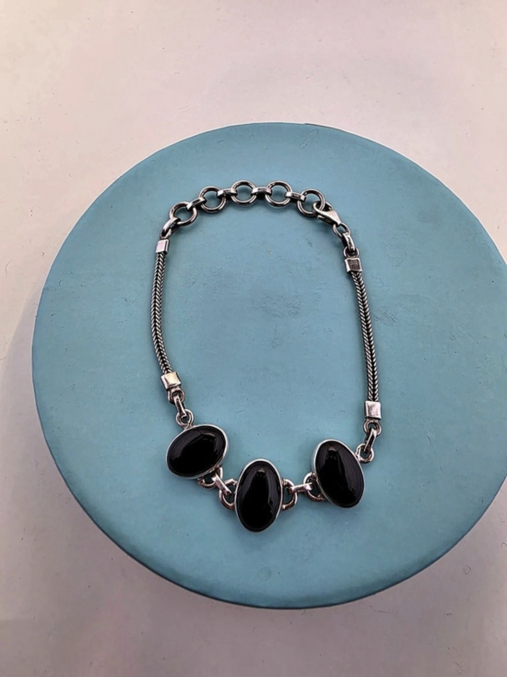 ​🌟 Sterling Silver & Oval Black Onyx Cabochon Link Bracelet 🌟